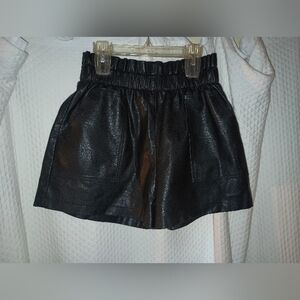 Schhjzpj Faux Leather Black Short